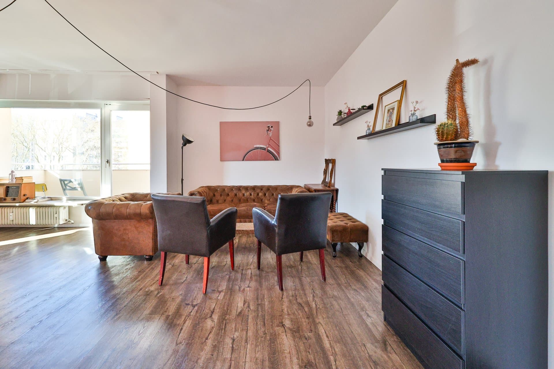 Spacious Flat Karlsruhe Hauptbahnhof — Wohnbereich