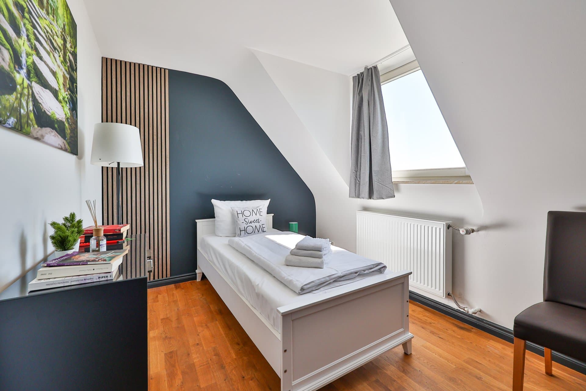 Urban Central Karlsruhe Hauptbahnhof — Schlafzimmer