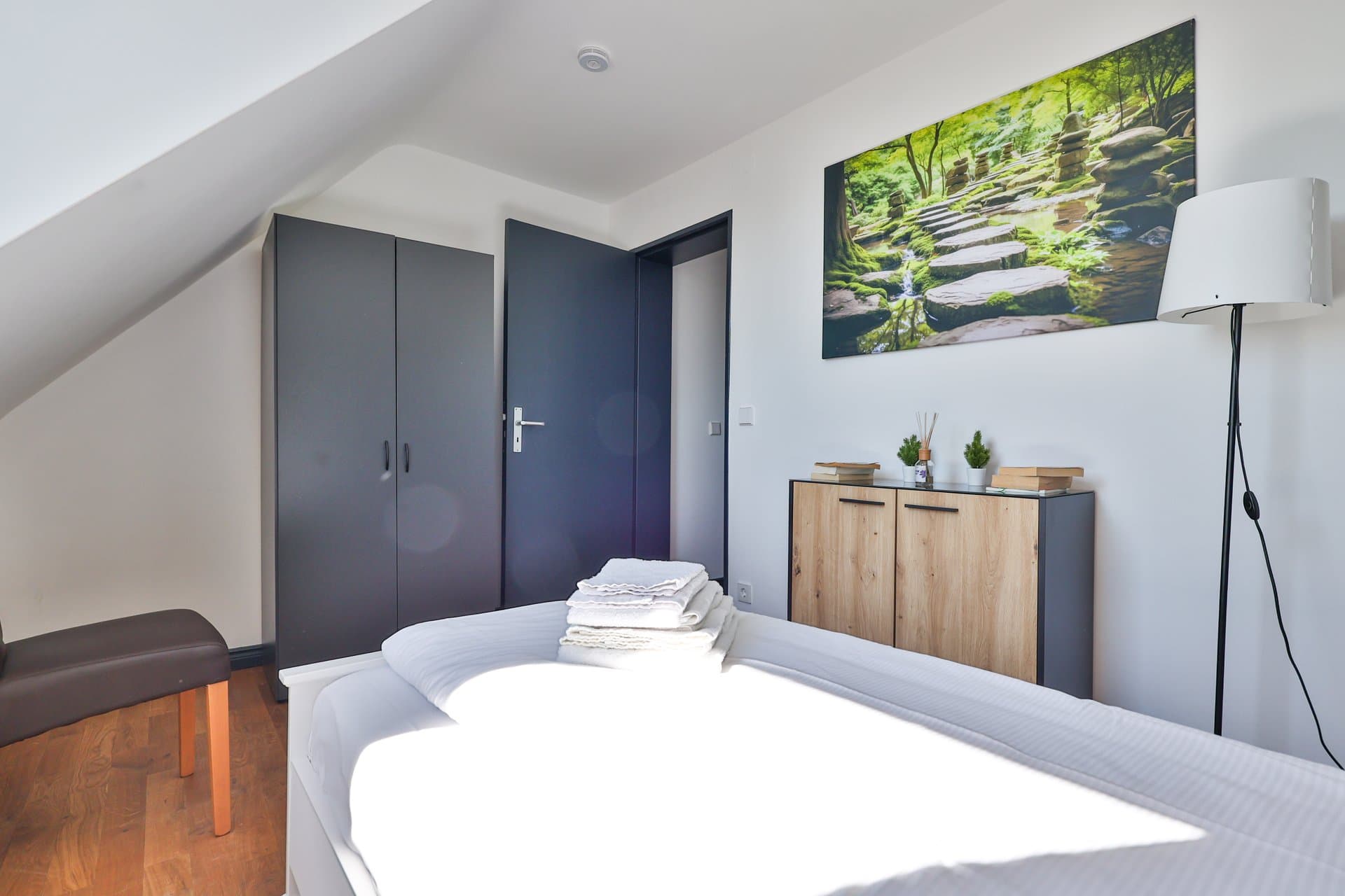Urban Central Karlsruhe Hauptbahnhof — Schlafzimmer