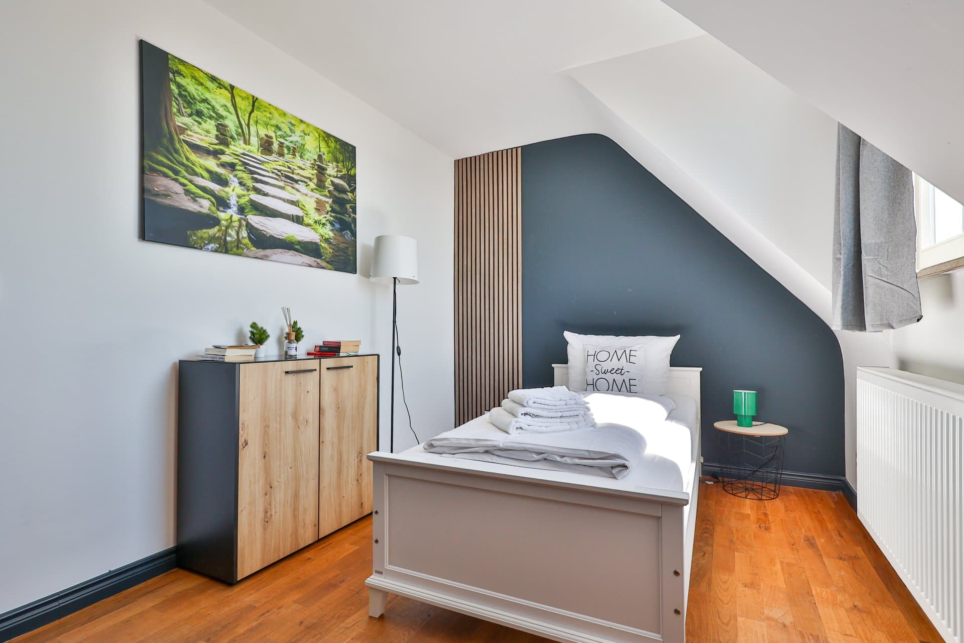 Urban Central Karlsruhe Hauptbahnhof — Schlafzimmer